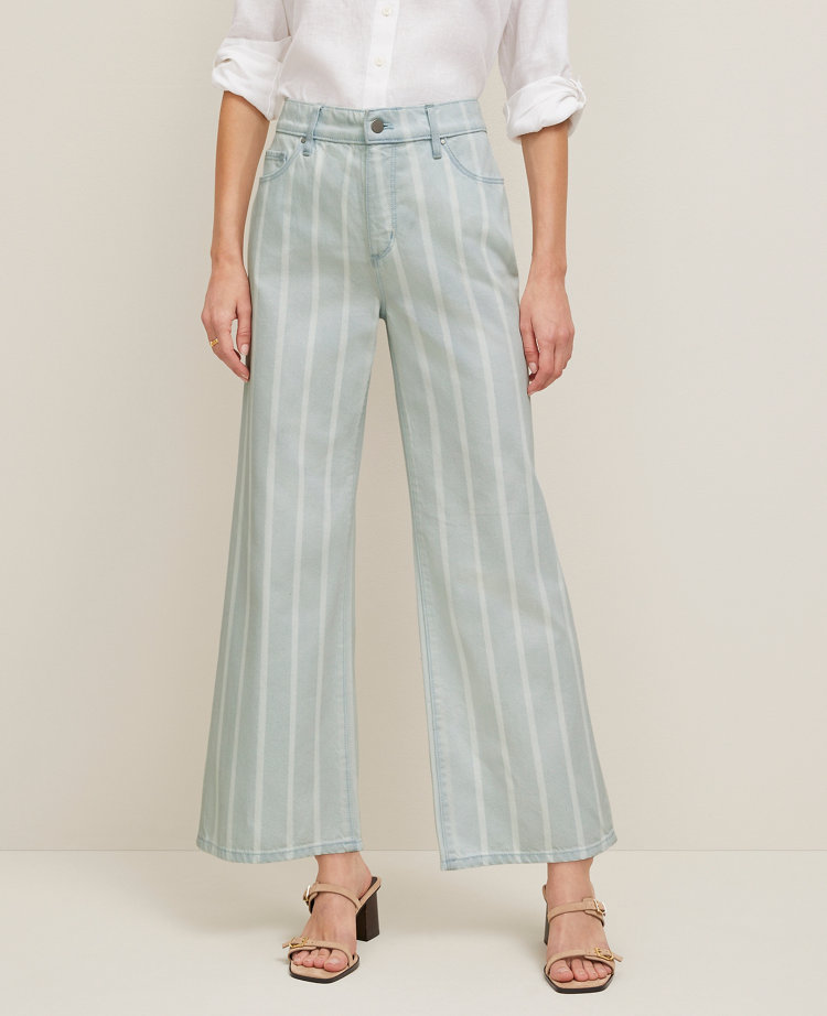 The Petite Wide-Leg Crop Jean