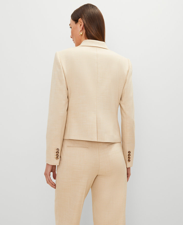 The Notched One Button Blazer in Seasonless Stretch