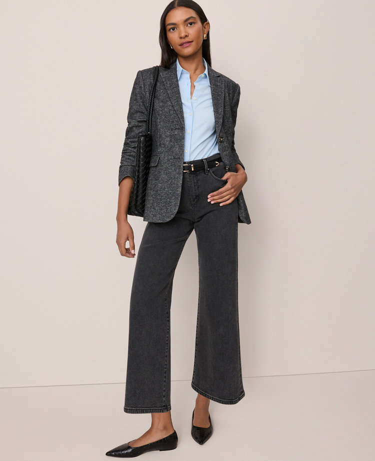 The Petite The Wide-Leg Crop Jean