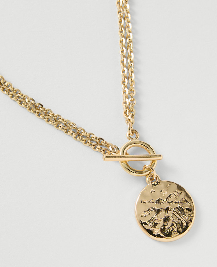 Metal Pendant Necklace