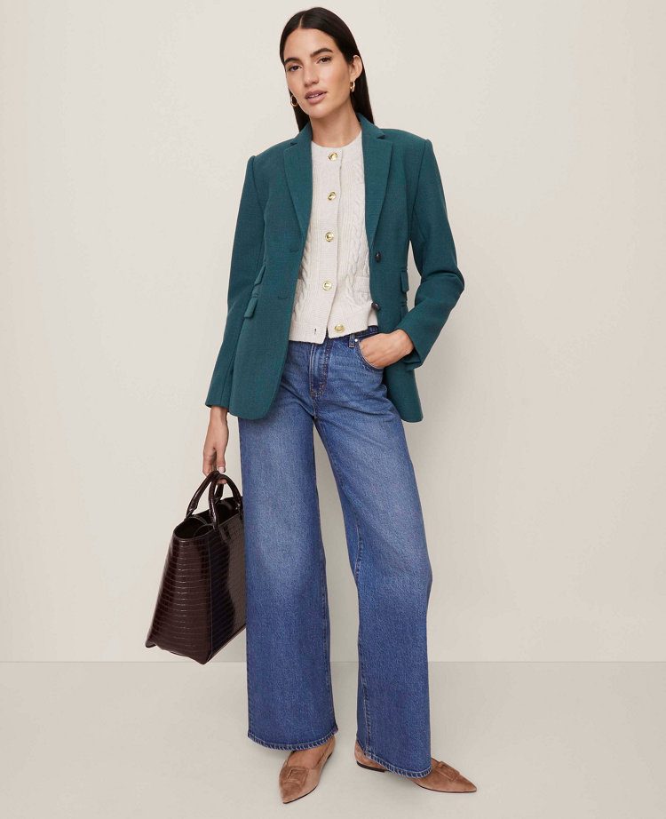 The Petite Wide-Leg Jean