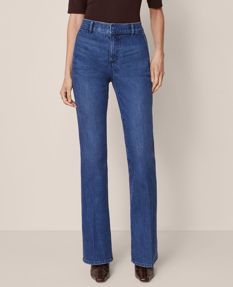 Mid Rise Boot Jeans in Dark Wash