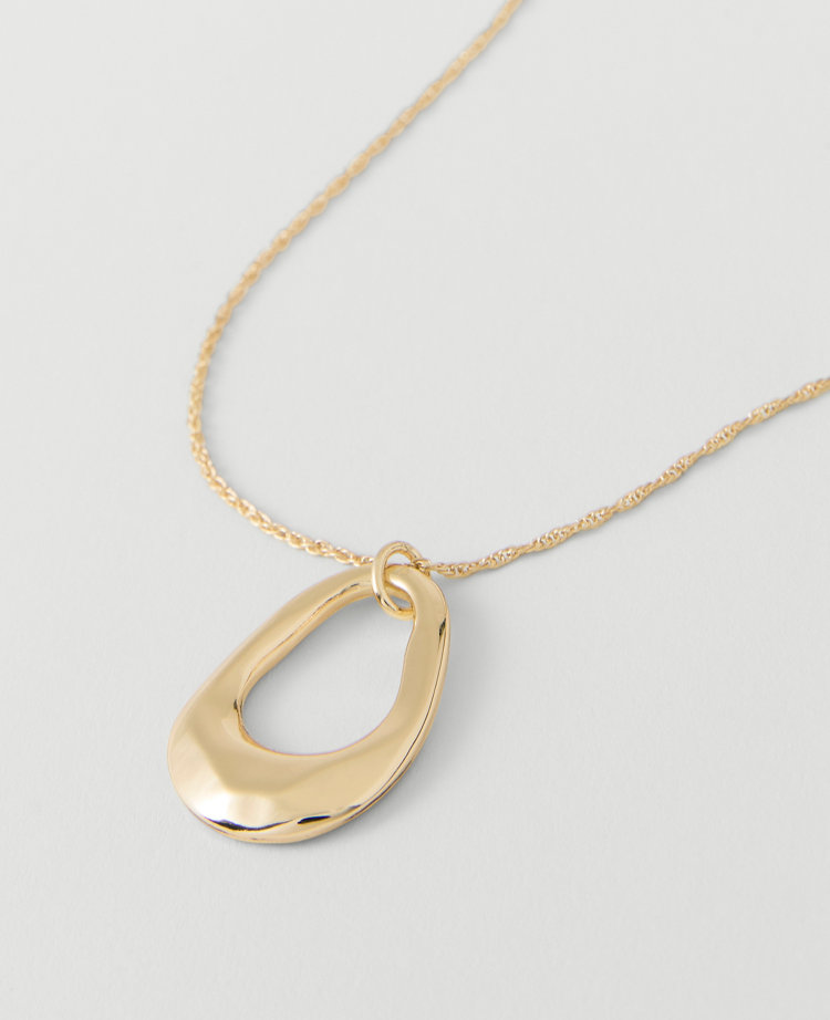 Open Oval Pendant Necklace
