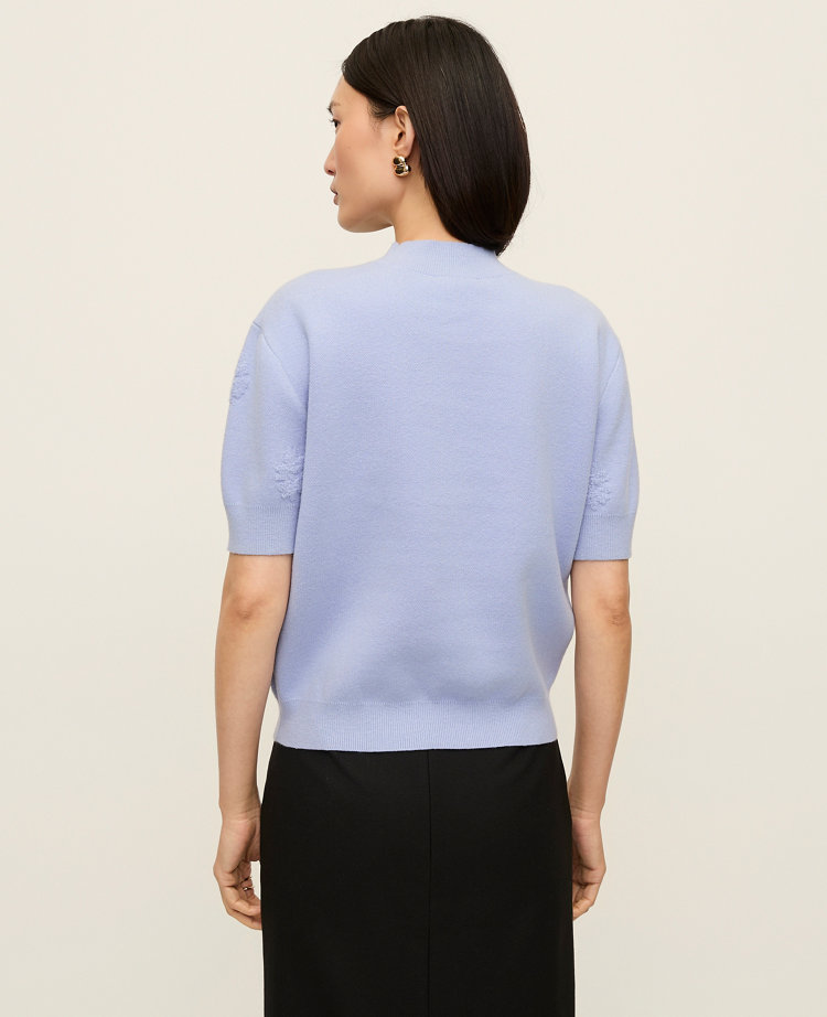 Daisy Appliqu&eacute; Sweater Tee