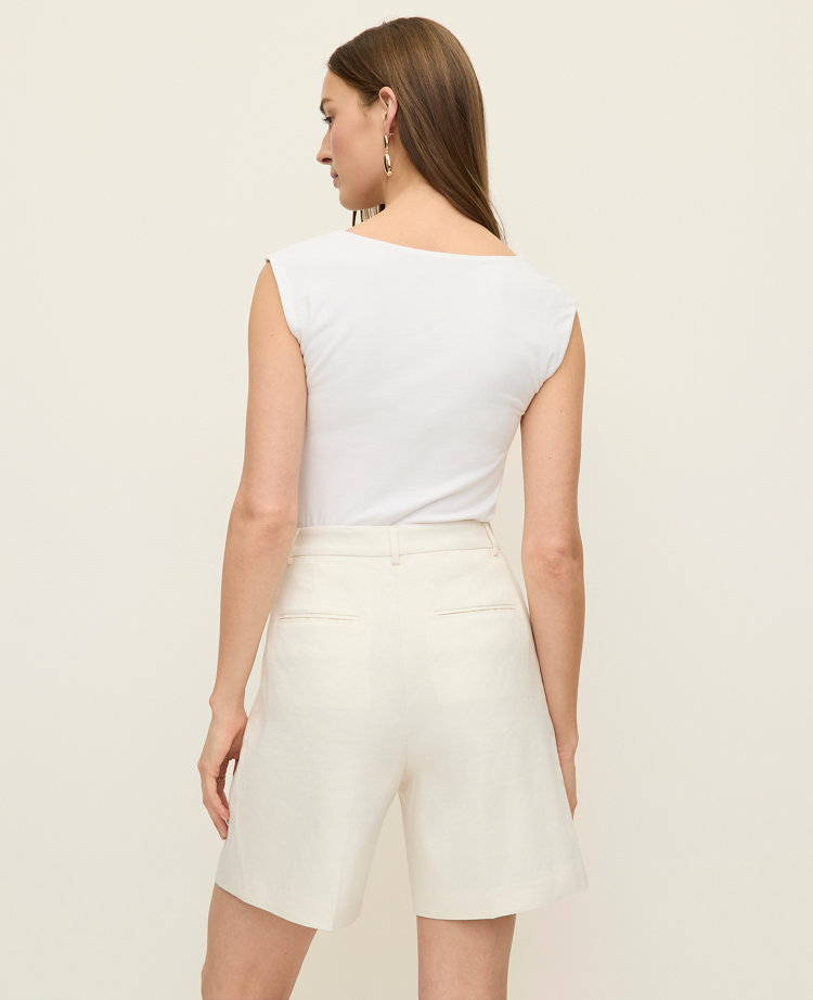 The Long Short in Linen Blend