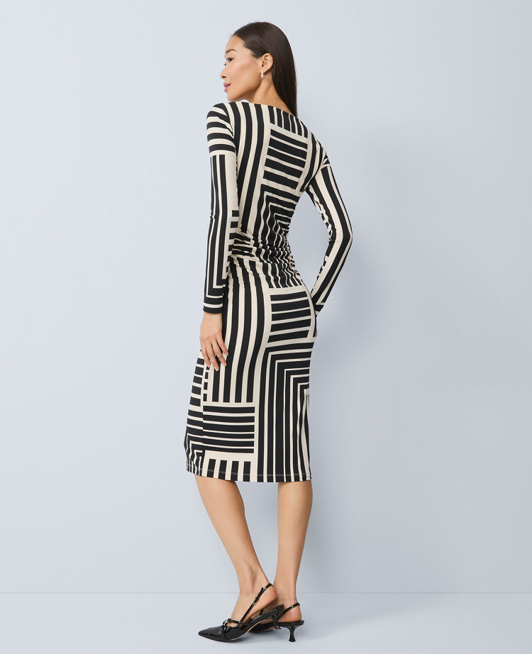 Geo Ruched Knit Midi Dress