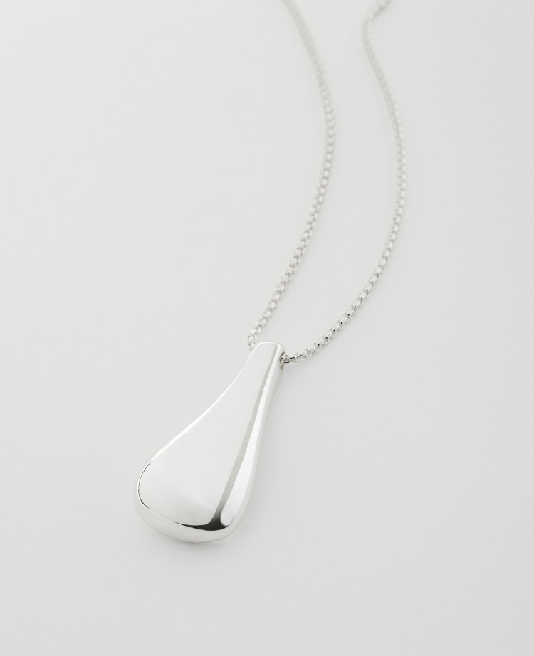 Teardrop Pendant Necklace