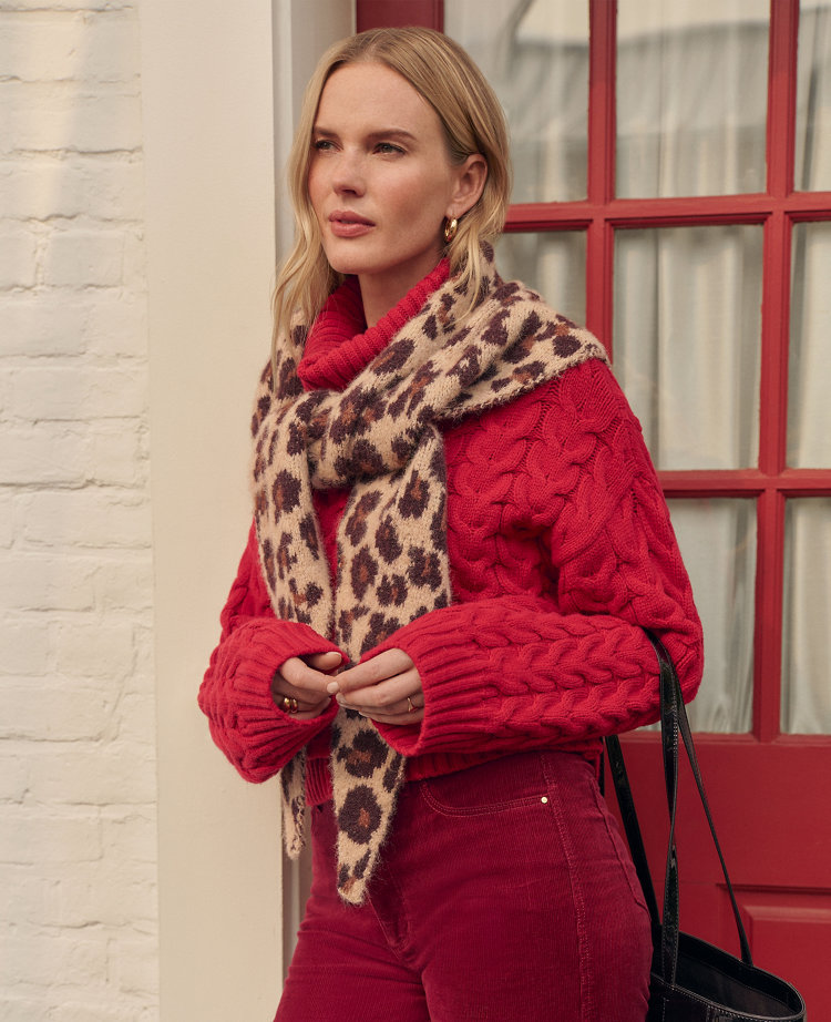 Petite Weekend Collection Cable Turtlneck Sweater