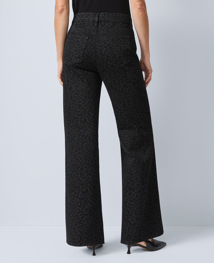 Ann Taylor The Petite Wide-leg Jean In Black