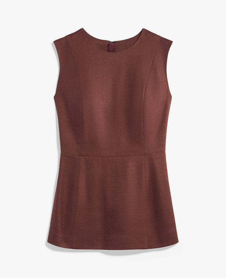 The Long Crew Neck Top in Linen Blend