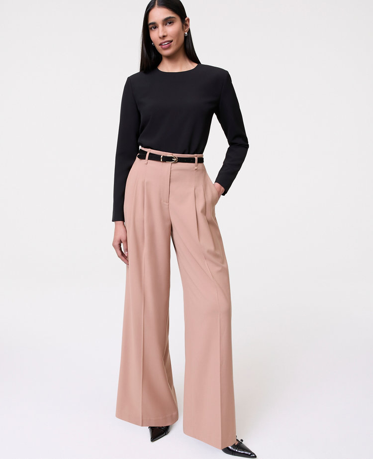 The Petite Pleated Wide-Leg Pant