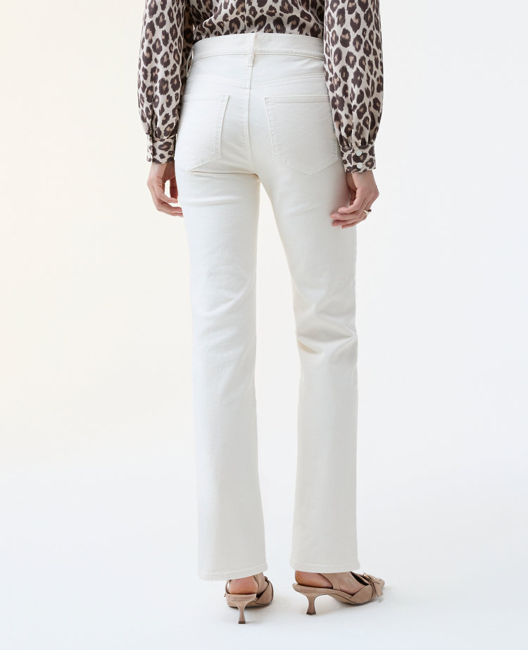 The Petite Slim Jean — Curvy Fit