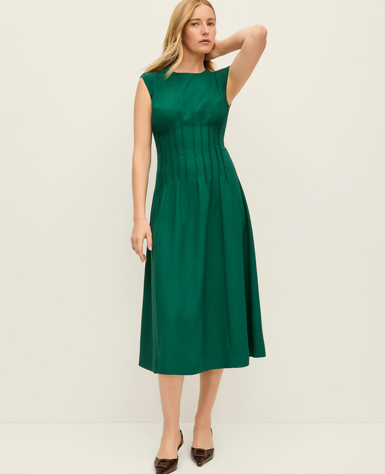 Petite Pintuck Flare Midi Dress