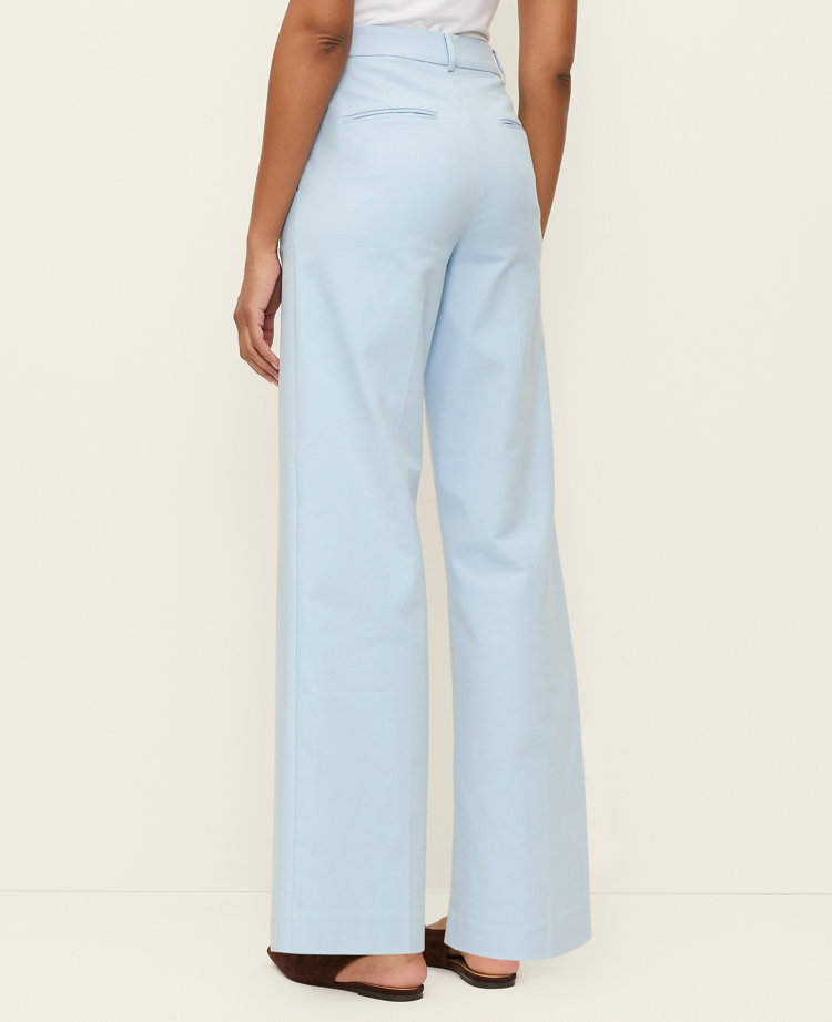 The Petite Wide-Leg Pant in Stretch Cotton