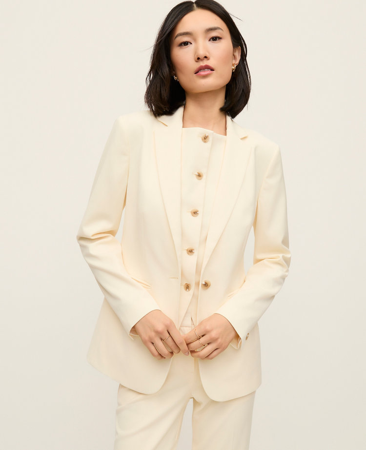The Petite Fitted Long Blazer
