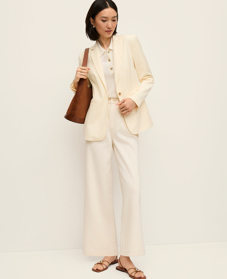 The Petite Fitted Long Blazer
