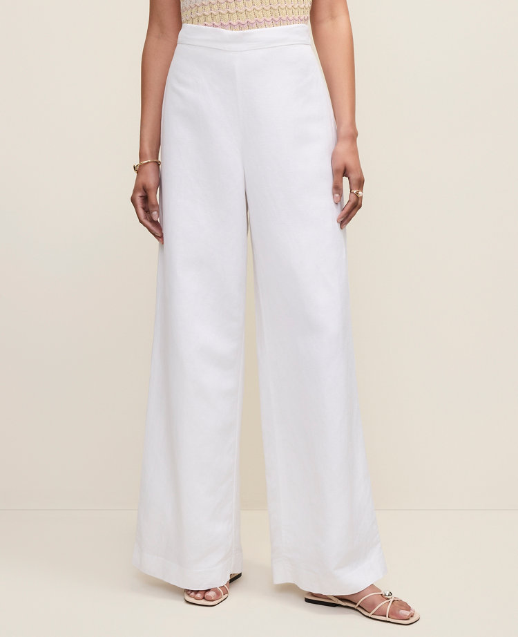 The Petite Statement Palazzo Pant in Linen Blend