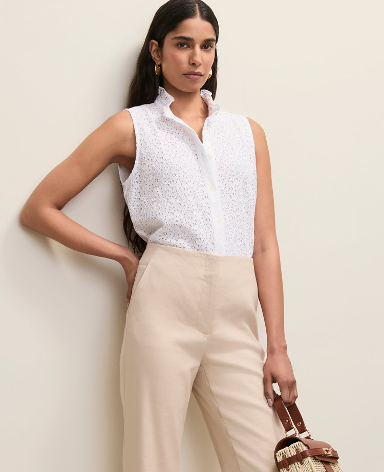 Petite Ruffle Collar Lace Sleeveless Shirt