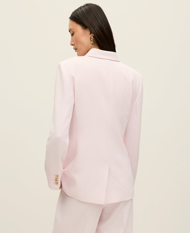 The Petite Greenwich Blazer in Textured Crepe