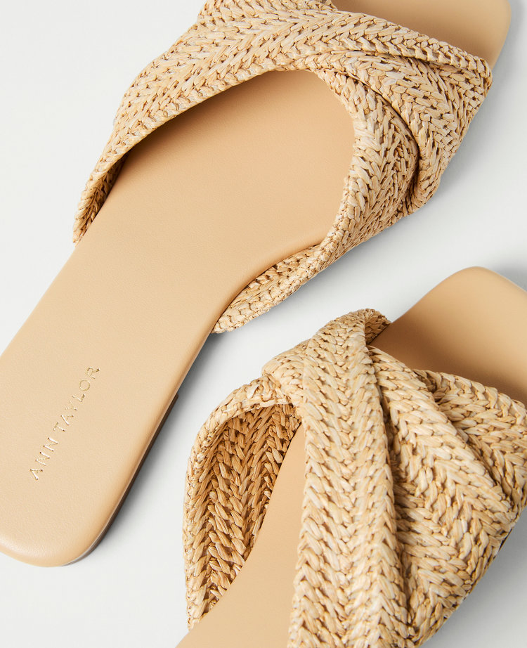 Weekend Knotted Straw Flat