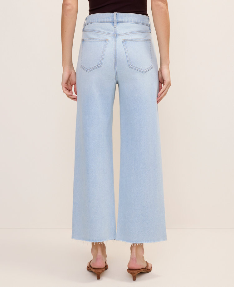 The Petite Wide-Leg Crop Jean — Curvy Fit