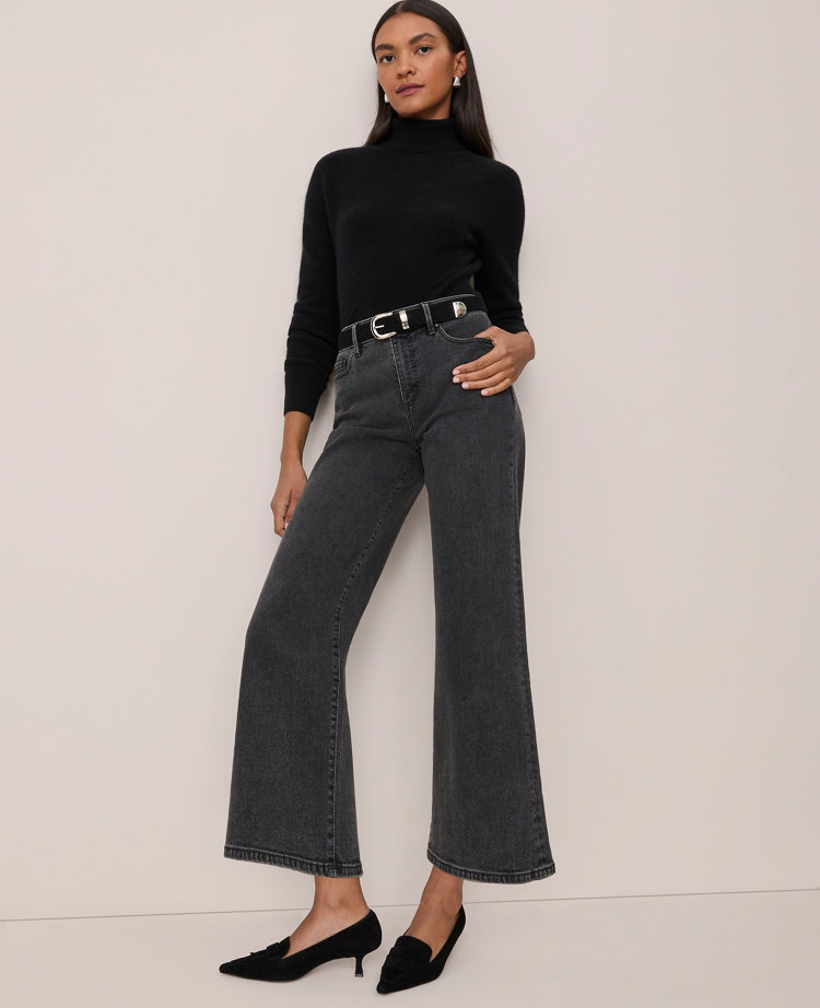 The Wide-Leg Crop Jean