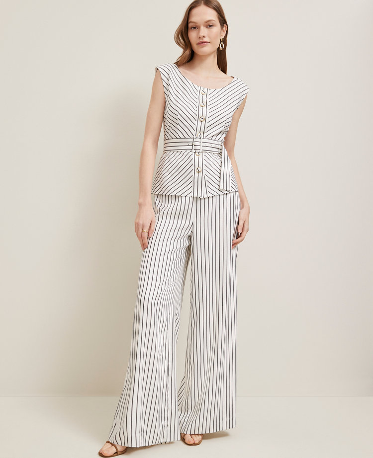 The Petite Side-Zip Wide-Leg Pant in Twill