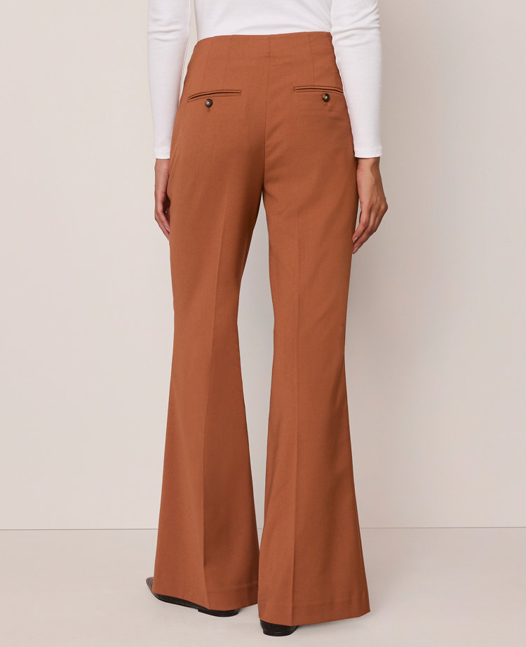 The Petite Margot Pant - Curvy Fit