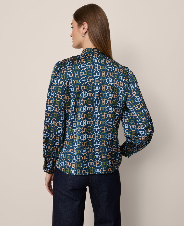 Chain Link Print V-Neck Popover