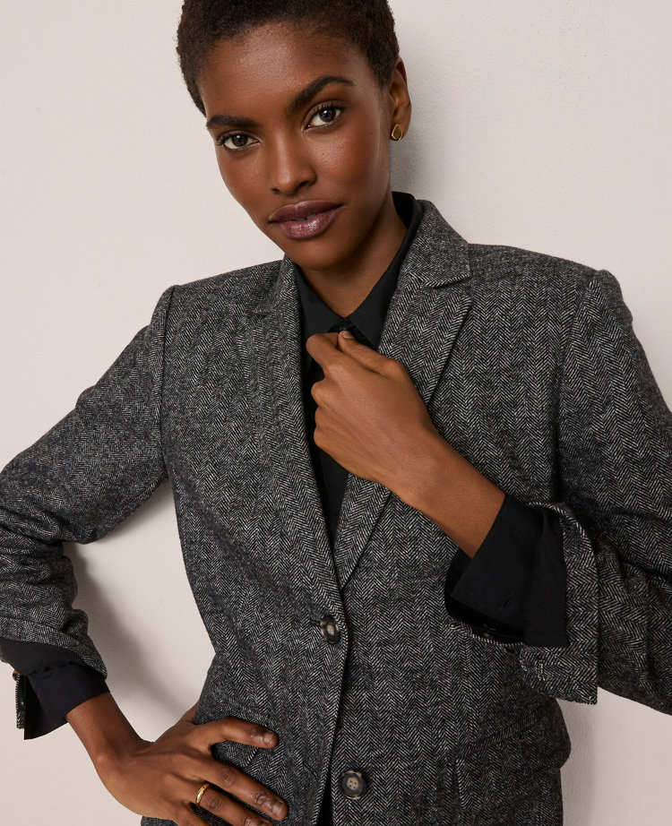 The Petite Greenwich Blazer in Herringbone