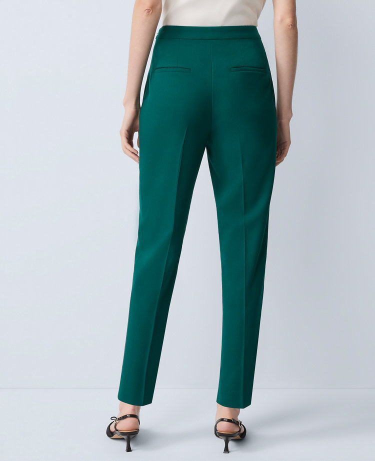 The Natalie Pant – Curvy Fit