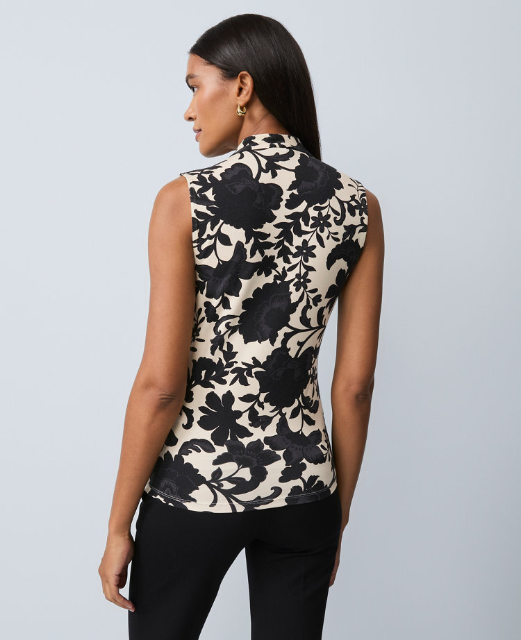 Floral Sleeveless V-Neck Top