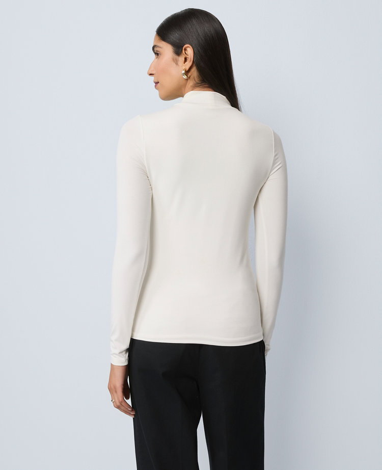 Long Sleeve Mock Neck Top