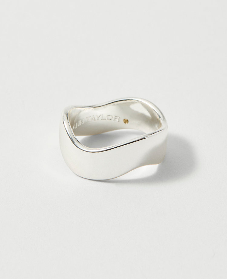 Metal Wavy Ring