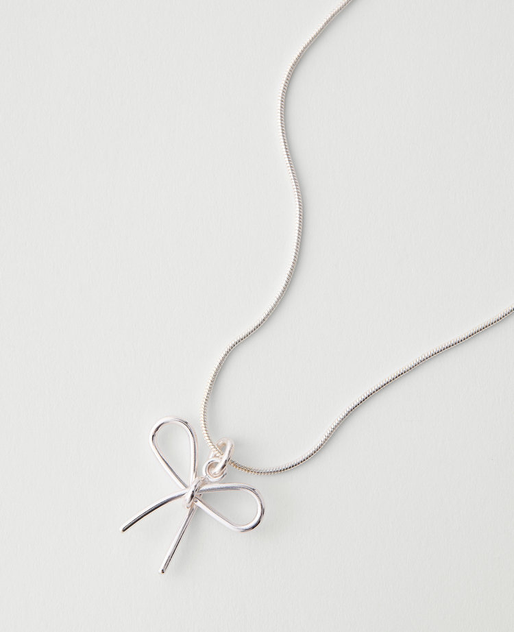 Metal Bow Pendant Necklace