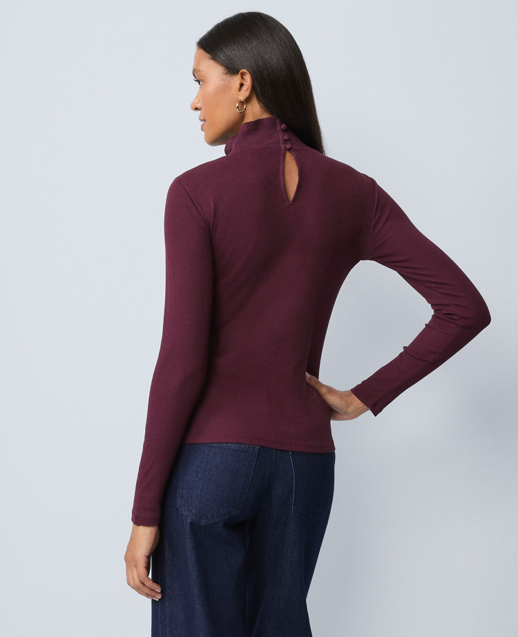 Weekend Collection Ruffle Mock Neck Top