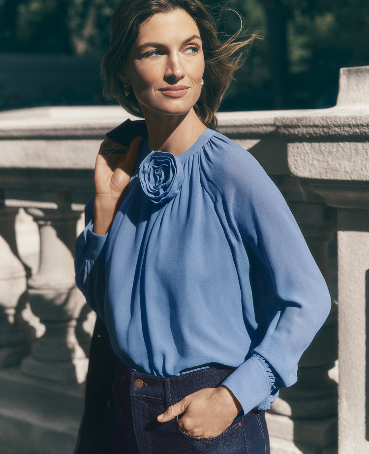 Petite Rosette Raglan Top