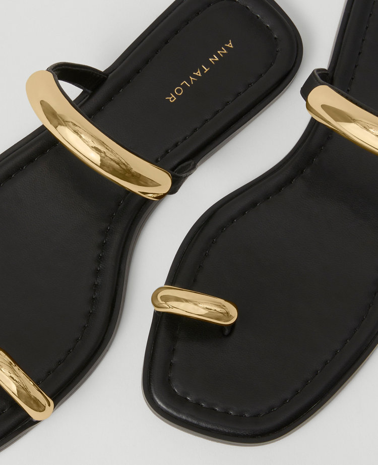 Embellished Toe Ring Leather Sandals