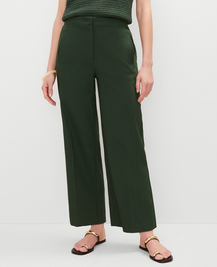 The Petite Grace Straight Pant — Curvy Fit