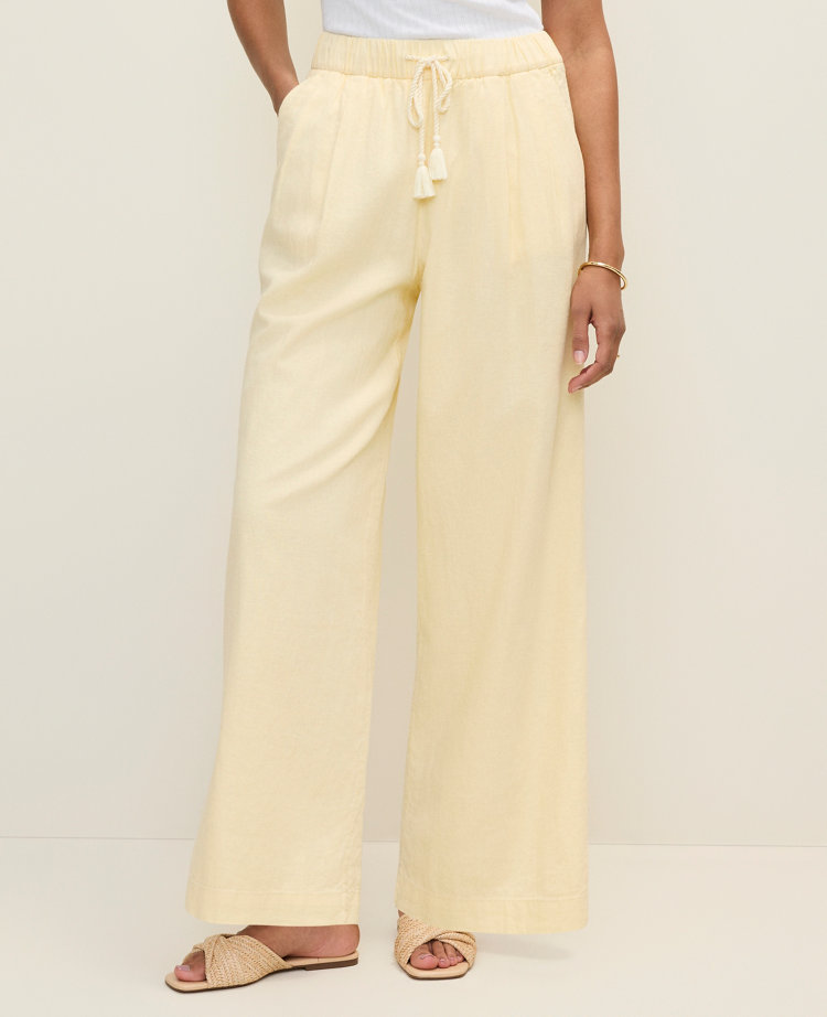 Petite Weekend Collection Easy Fit Wide-Leg Pant in Linen Blend