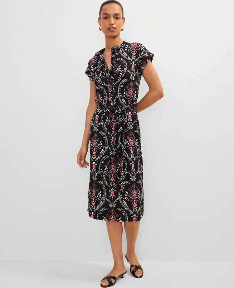 Petite Floral Knit  Belted Shirtdress