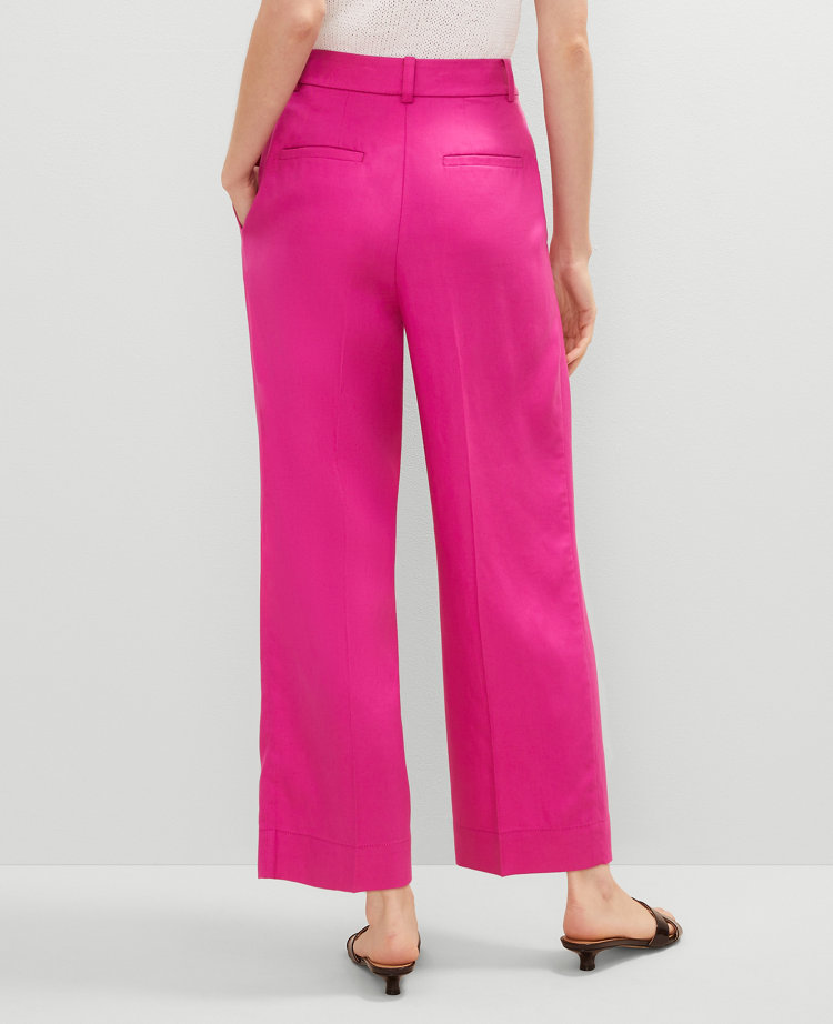 The Petite Relaxed Ankle Pant