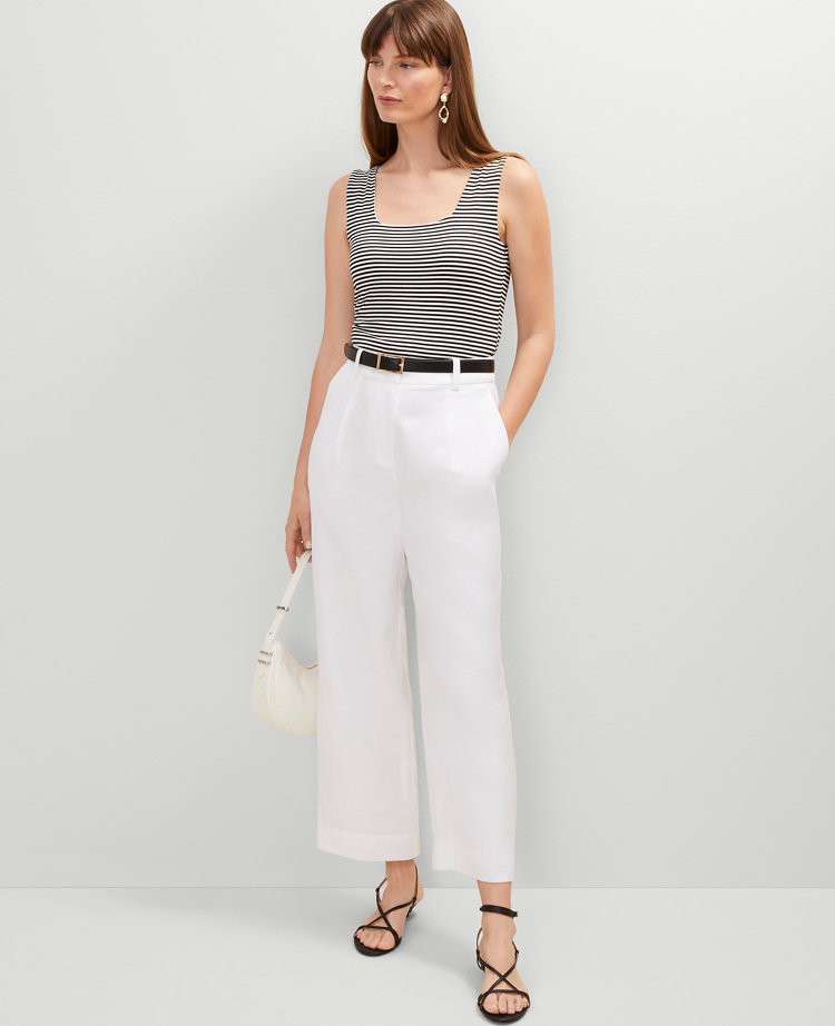 The Petite Relaxed Ankle Pant in Linen Blend