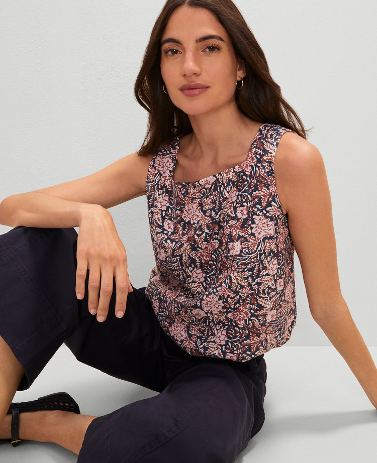 Petite Weekend Collection Floral Bubble Hem Top