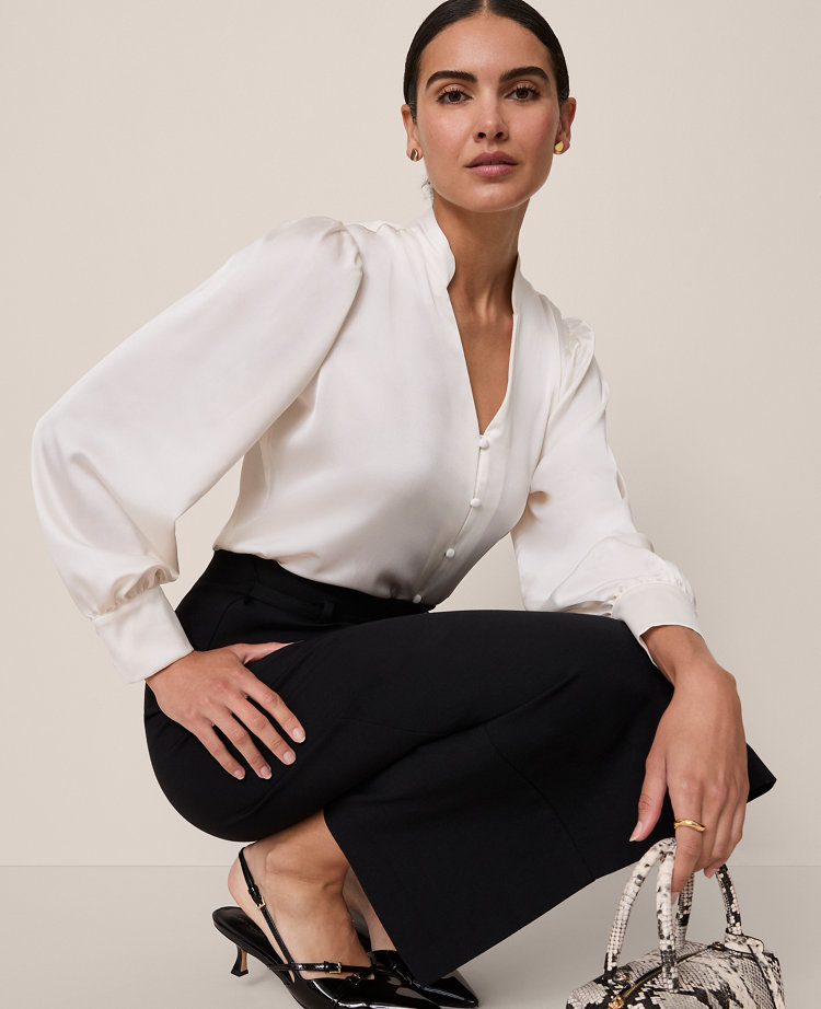 V-Neck Popover