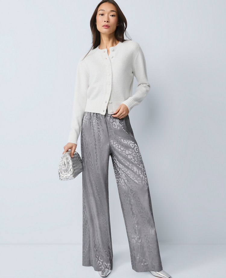 The Easy Wide-Leg Pant