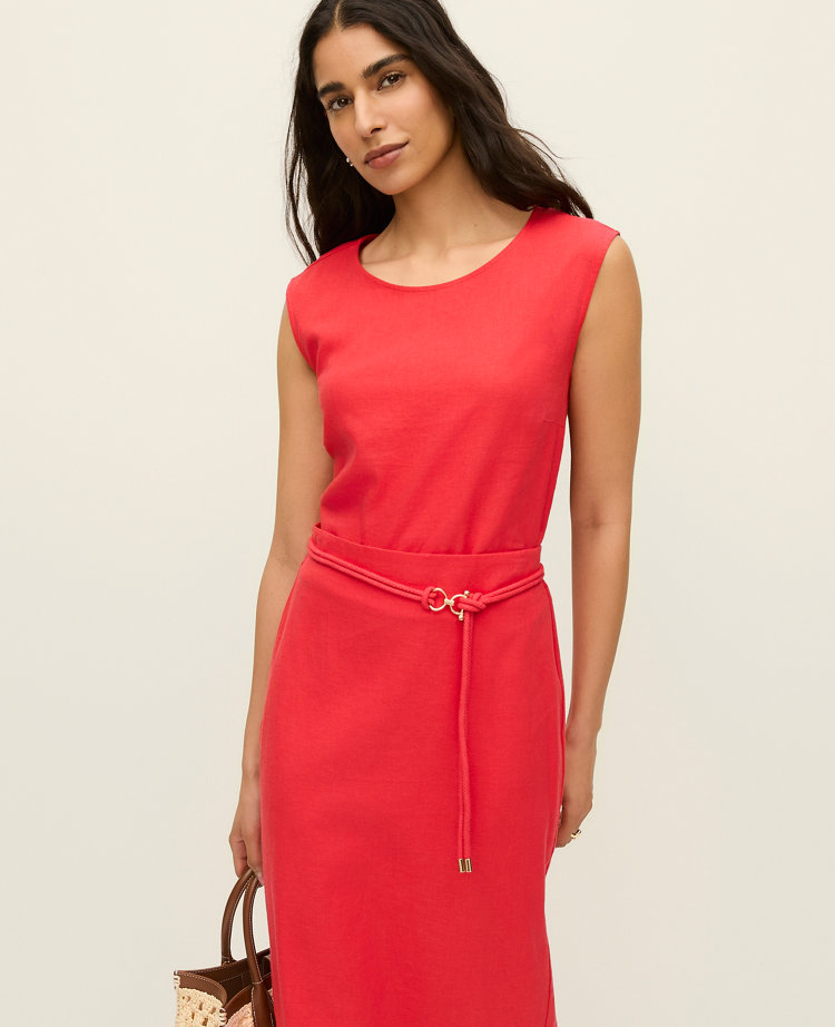 Petite Linen Blend Top