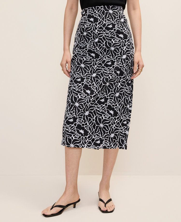 Eyelet Column Midi Skirt