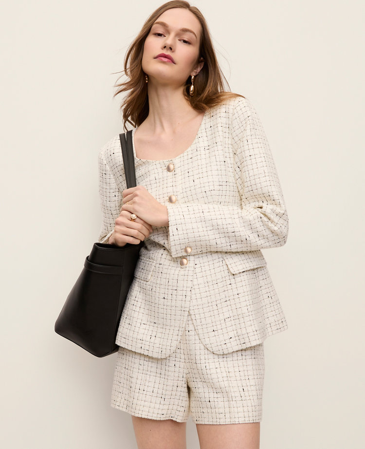 The Petite Scoop Neck Jacket in Tweed