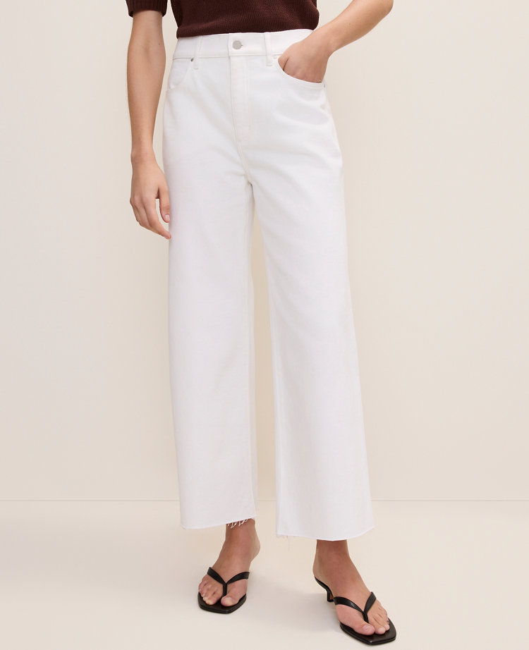 The Wide-Leg Crop Jean